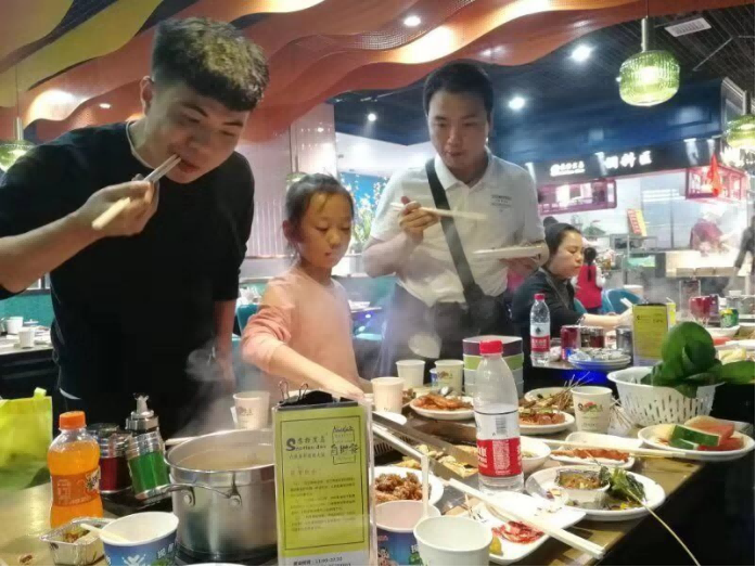 20191125滕洪芳-雷立行商务部团队活动新闻稿1105.png 20191125滕洪芳-雷立行商务部团队活动新闻稿1105.png